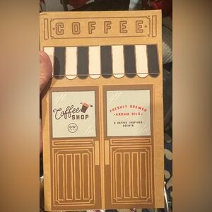 DW Home Aroma Oil Set with Pink, Purple, Red, and Yellow